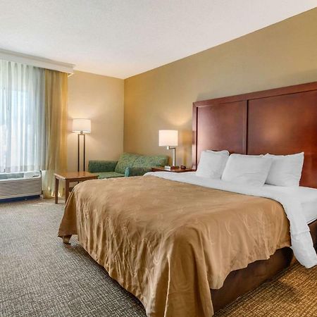 Quality Inn & Suites Olde Town Portsmouth Exteriér fotografie