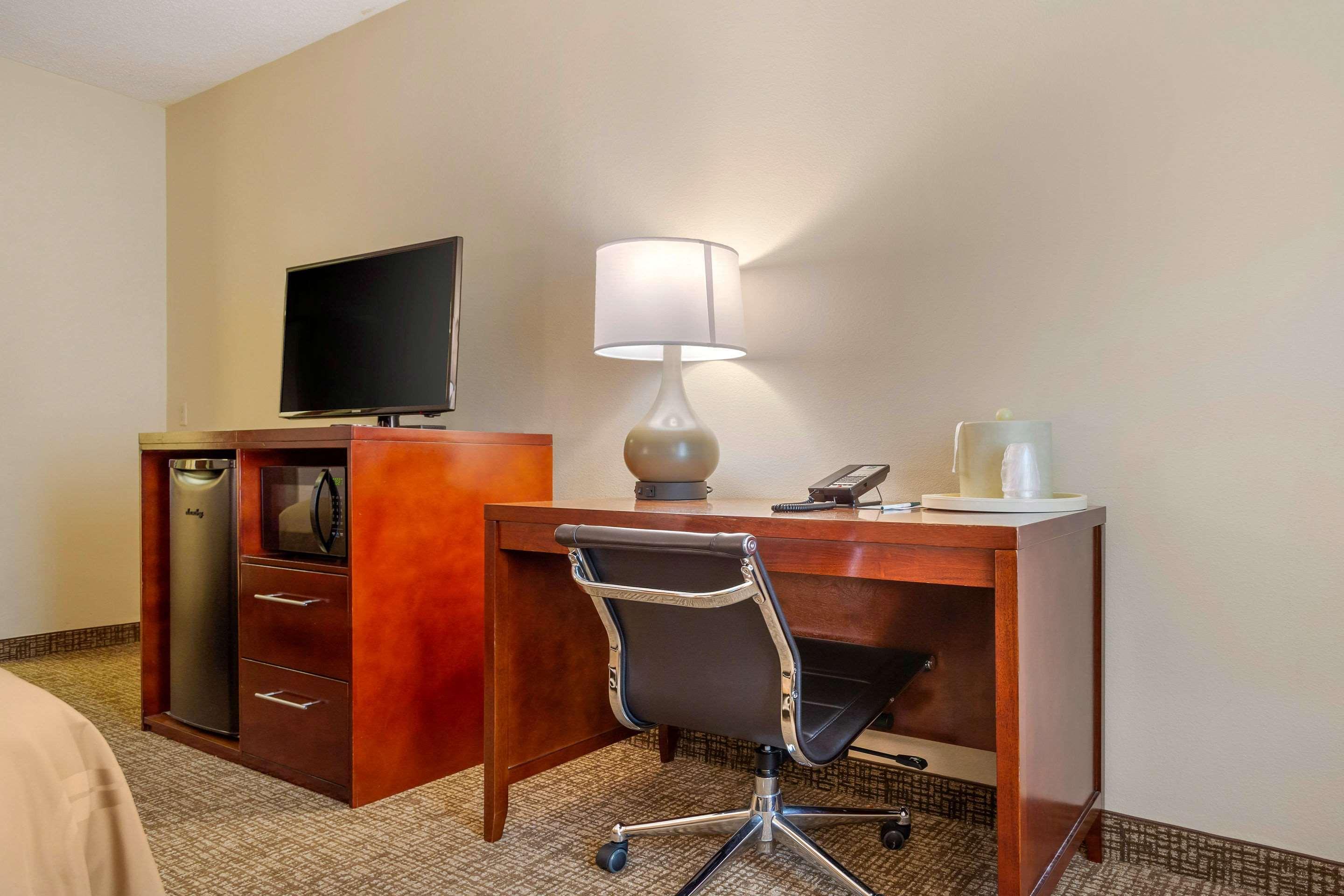 Quality Inn & Suites Olde Town Portsmouth Exteriér fotografie