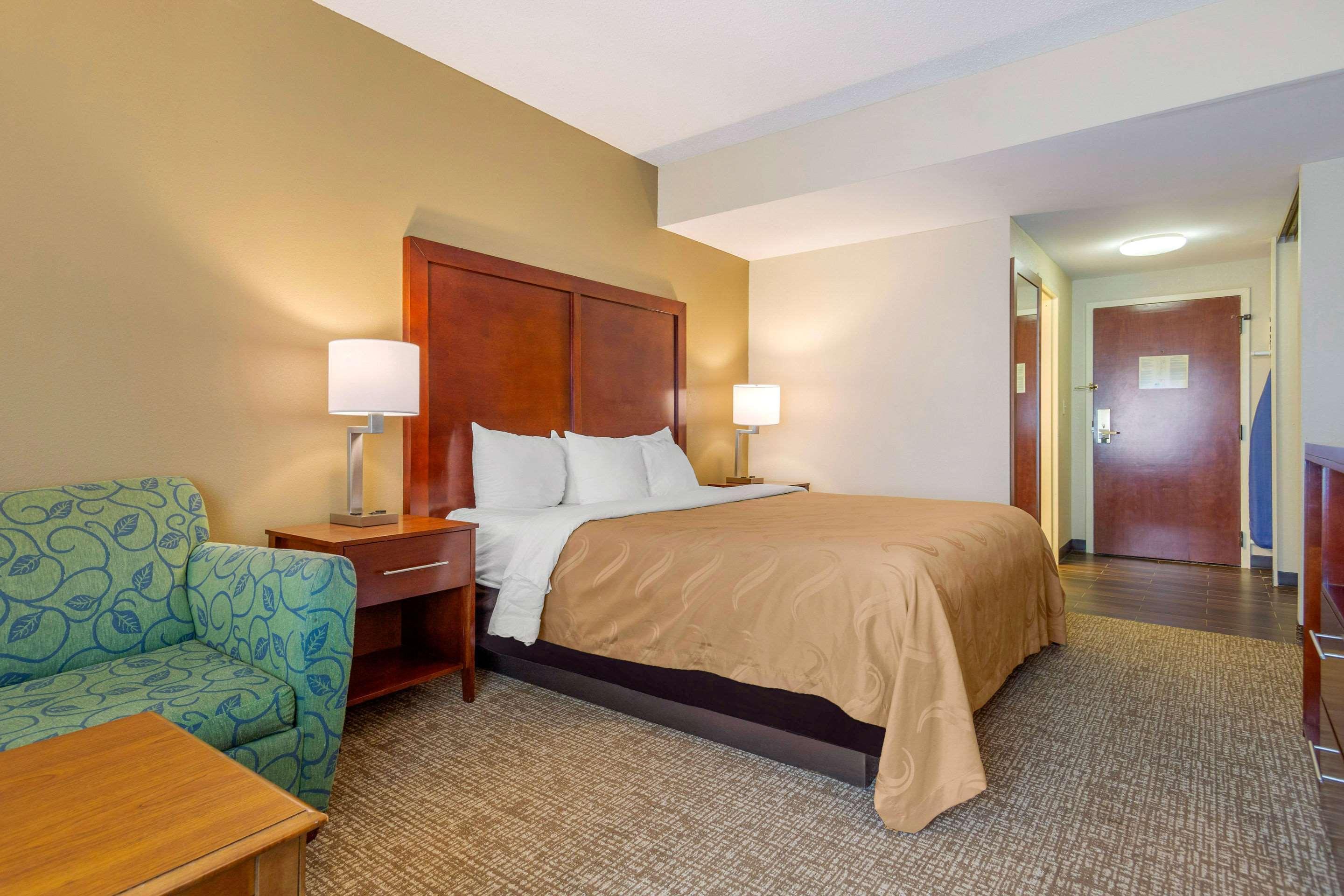 Quality Inn & Suites Olde Town Portsmouth Exteriér fotografie