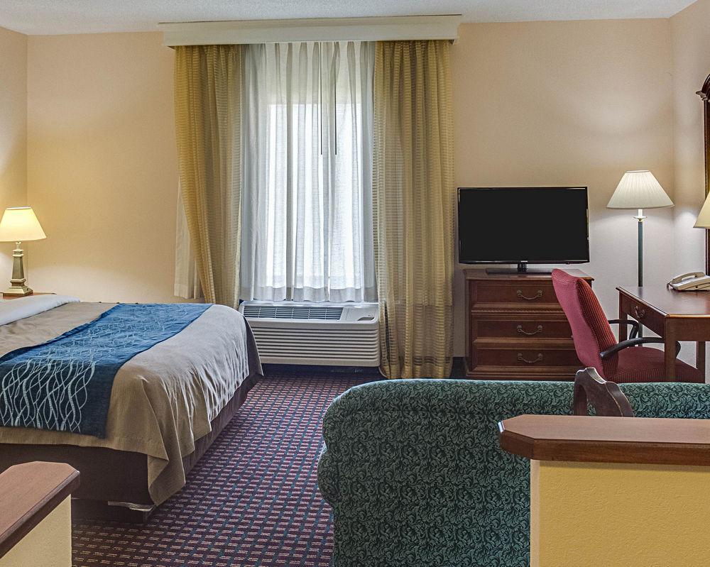 Quality Inn & Suites Olde Town Portsmouth Exteriér fotografie